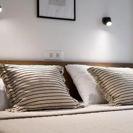 Appartement Apartman Plantak, Novo, Wi-fi, Terasa, Parking